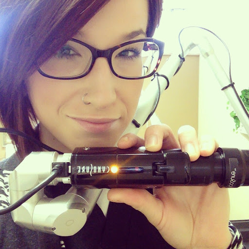 Amanda Lawrence Photo 21