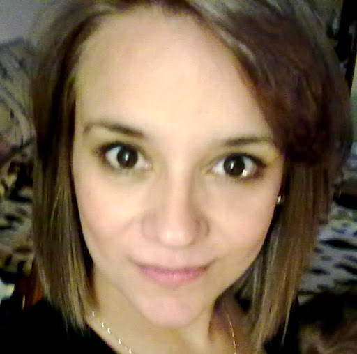 Ada Martinez Photo 6