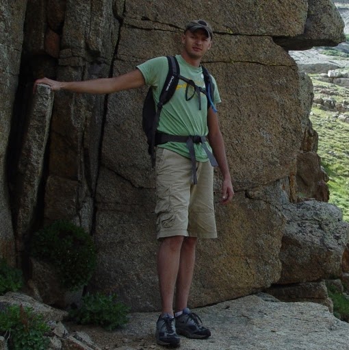 Derek Fields Photo 22