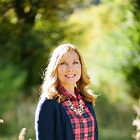 Linda Andersen Photo 6