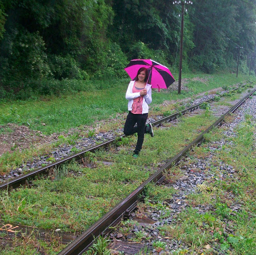 Julia Pollock Photo 28