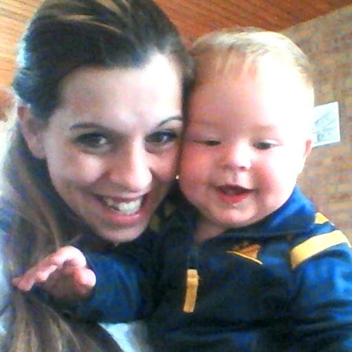 Melanie Steinbach Photo 6