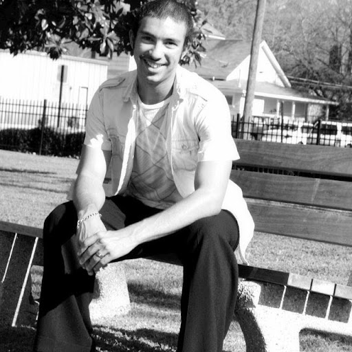 Everett Johnson Photo 24