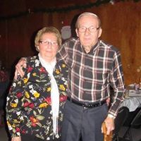 Anna Griffin Photo 33