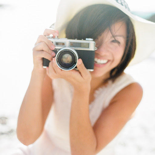 Caroline Tran Photo 17