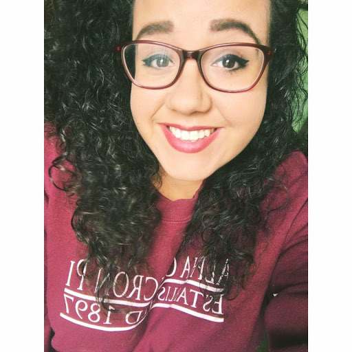 Kimberly Cruz Photo 6