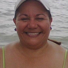 Elizabeth Paredes Photo 18