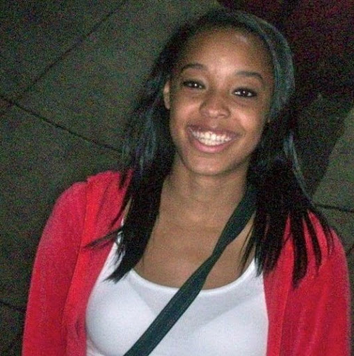 Candice Cross Photo 5