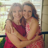 Julie Seaton Photo 25