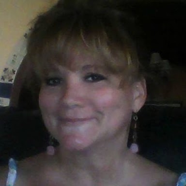 Julie Vasquez Photo 22