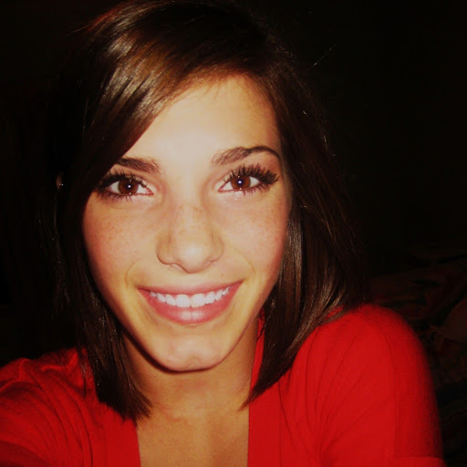 Sara Bridges Photo 9