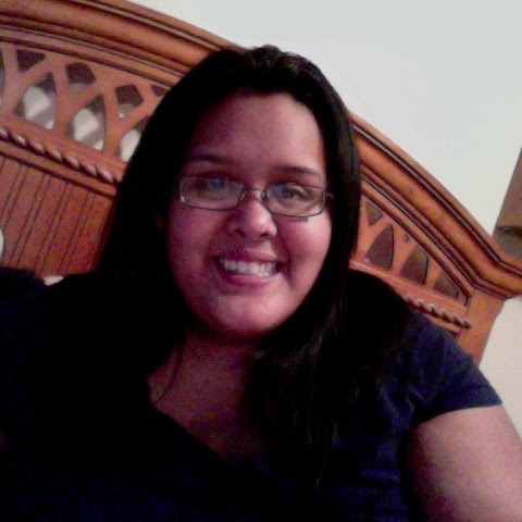 Yolanda Gonzalez Photo 17