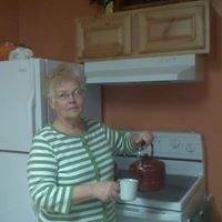 Carol Gardner Photo 43
