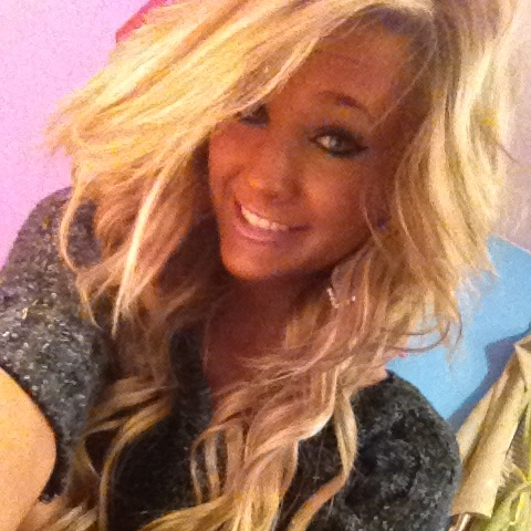 Kelli Scott Photo 33