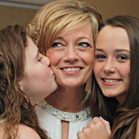 Regina Hill Photo 24