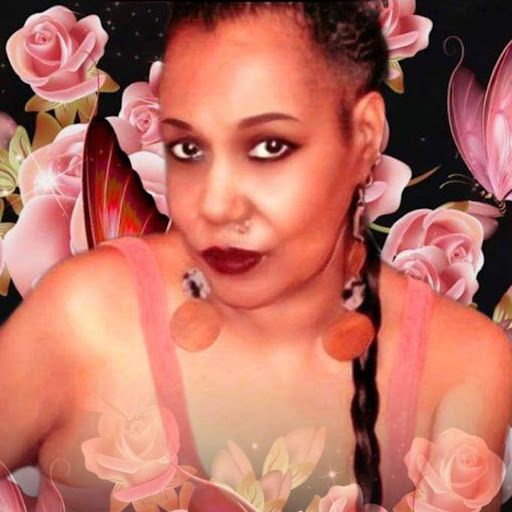 Diane Groves Photo 12