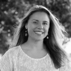 Michelle Carroll Photo 30