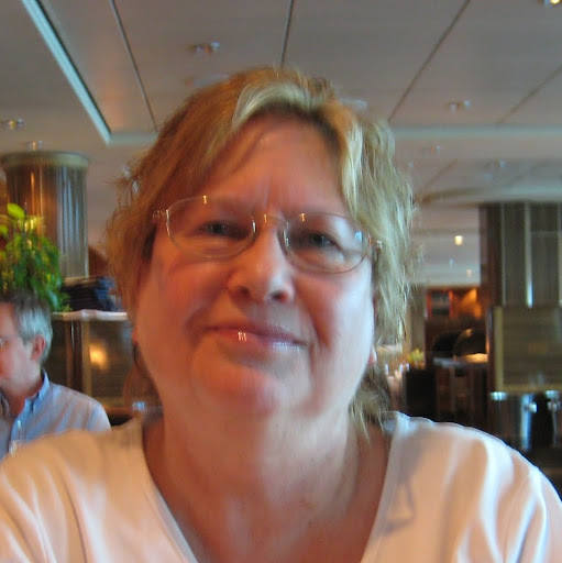 Linda Keane Photo 21