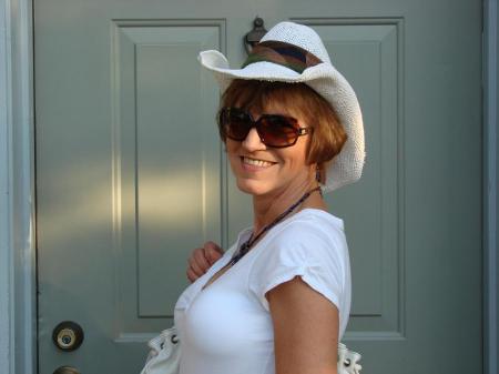 Darlene Cox Photo 25