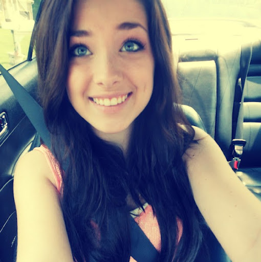 Samantha Winn Photo 5