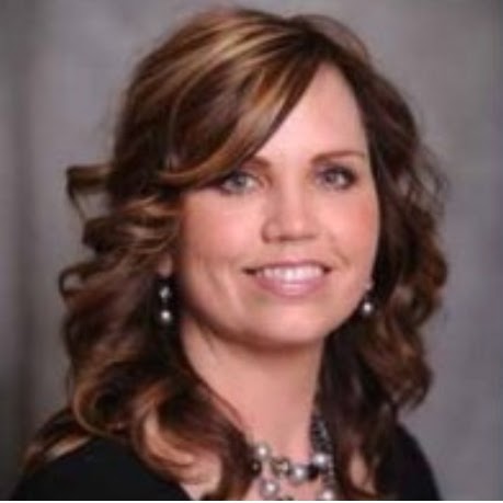 Tammie Lewis Photo 11