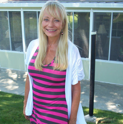 Debbie Swanson Photo 23