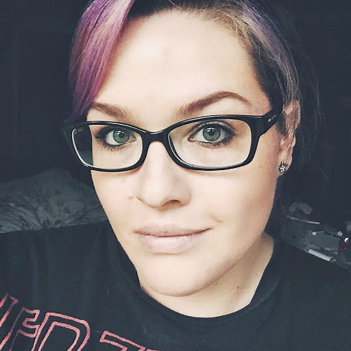 Sarah Vincent Photo 17