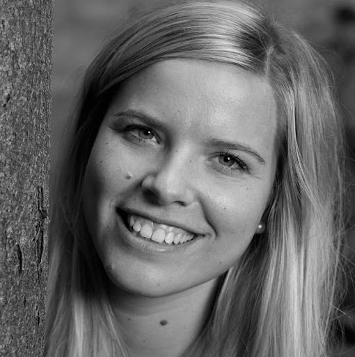 Kristina Rasmussen Photo 22