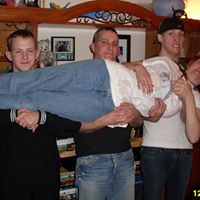 Julie Buckles Photo 4