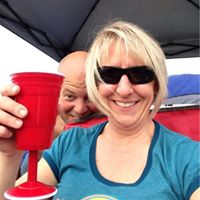 Robyn Simmons Photo 19