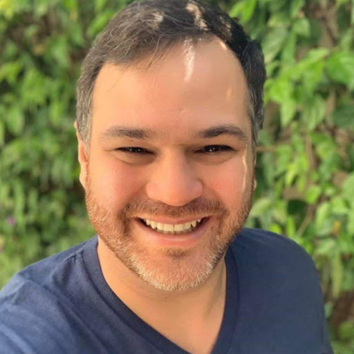 Adriano Guimaraes Photo 2