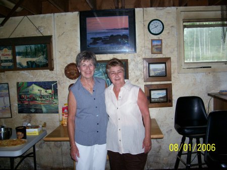 Beverly Campbell Photo 25