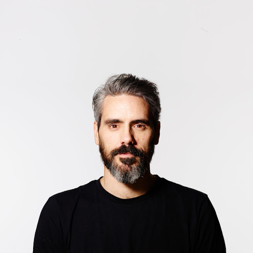 Johnny Barker Photo 10