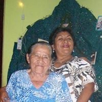 Amelia Velez Photo 4