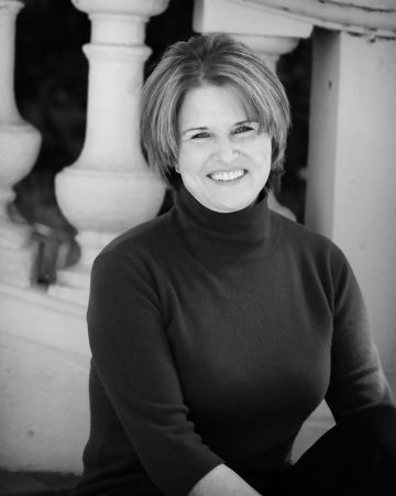 Deborah Campbell Photo 30