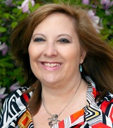 Elizabeth Maclaren Photo 5