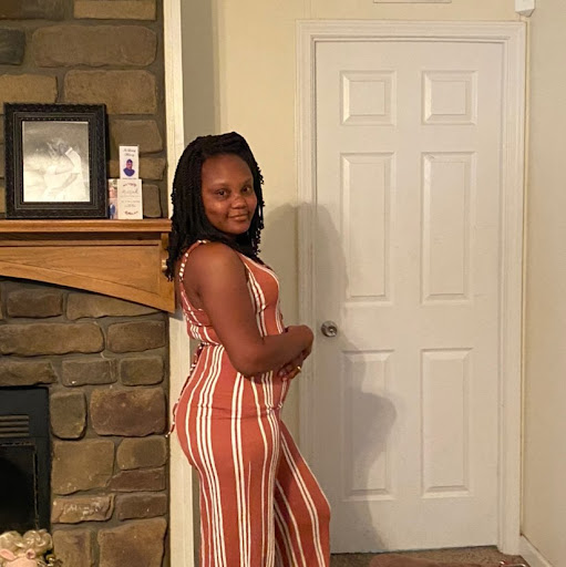 Angel Richardson Photo 12
