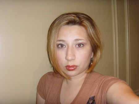 Cynthia Santos Photo 32