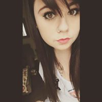 Leah Lowe Photo 16