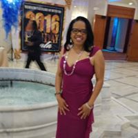 Vivian Reed Photo 27