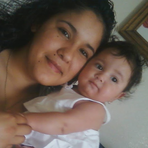 Reyna Campos Photo 6