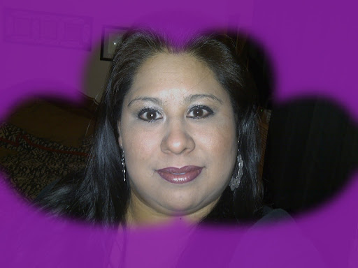 Michelle Ruiz Photo 10