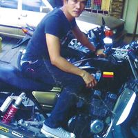 Efren Martinez Photo 8