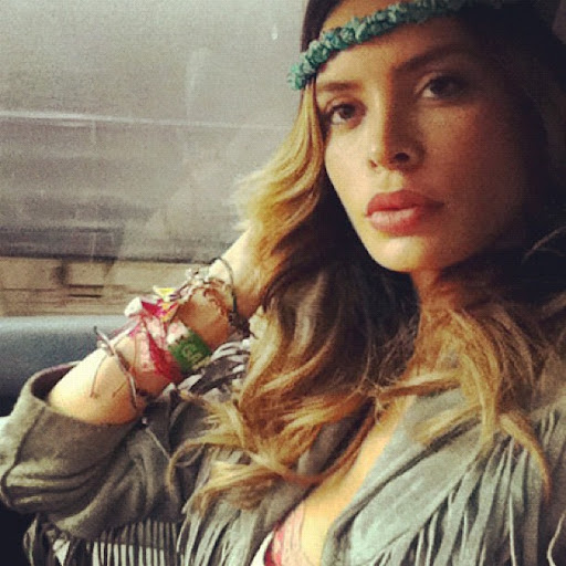 Sarah Stage Photo 4 Sarah Stage Photo 4