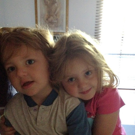 Michelle Devlin Photo 20