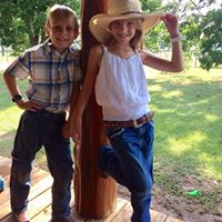 Michelle Kemper Photo 33