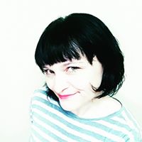 Rebecca Raymer Photo 13