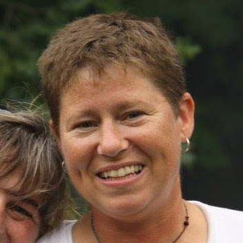 Amy Downing Photo 18