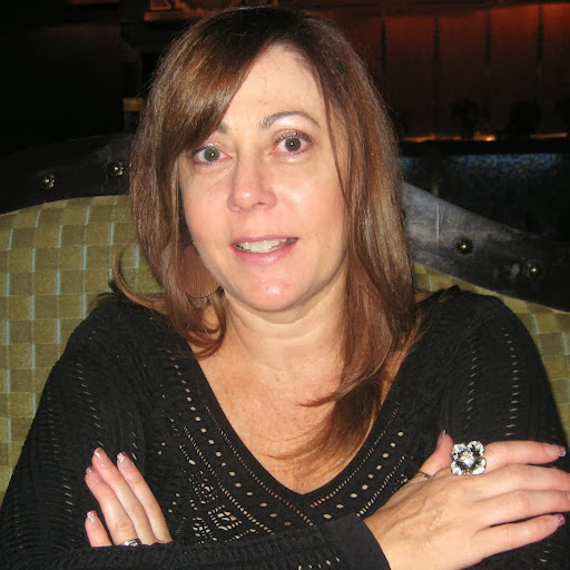 Robyn Villanueva Photo 5