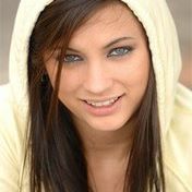 Stacie East Photo 2
